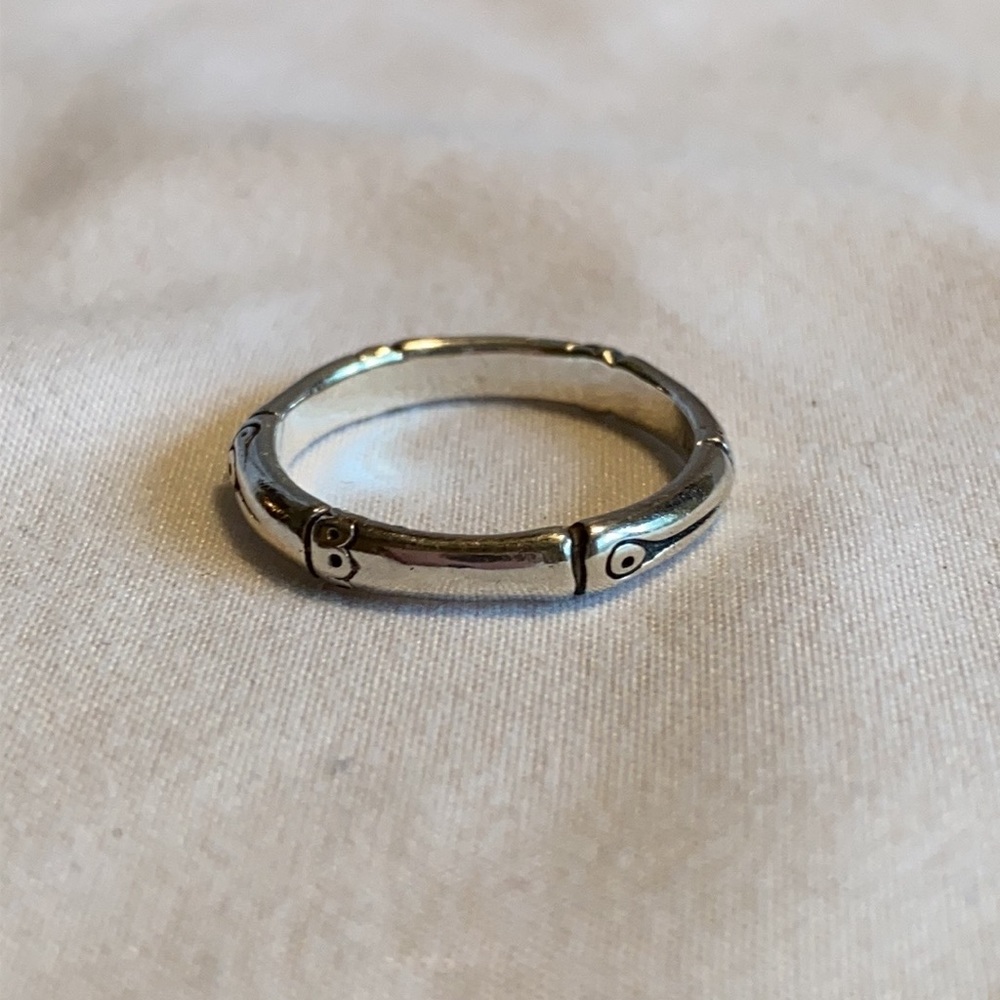 John Hardy Silver Band Ring - Picture 2 of 4